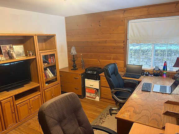 5th image of 2660 Burnt Valley Rd