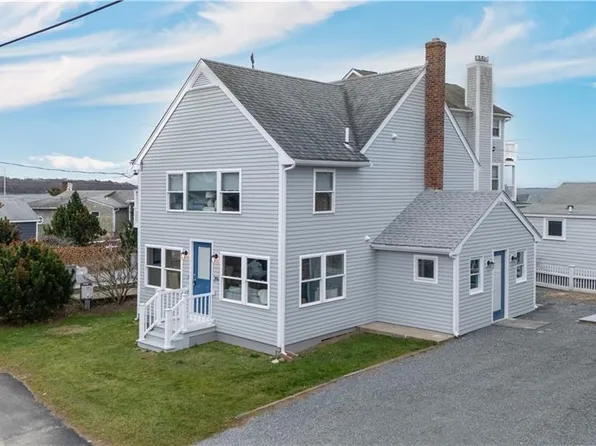 29 Wiliam Ave, Tiverton, RI 02878