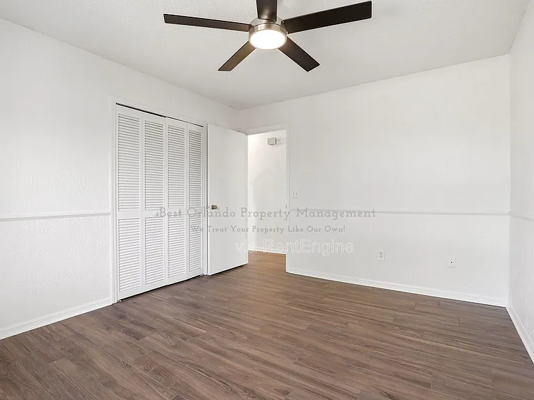 7326 Wethersfield Dr — Photo 15