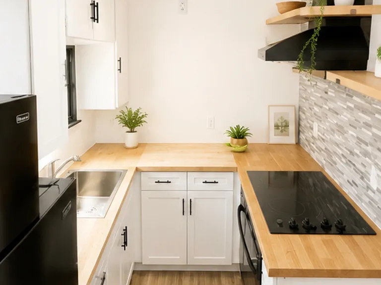 1530 E Diamond St #1/2 — Photo 3