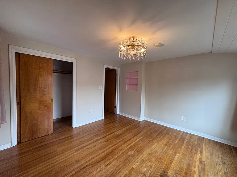 69 Berryman Dr — Photo 16