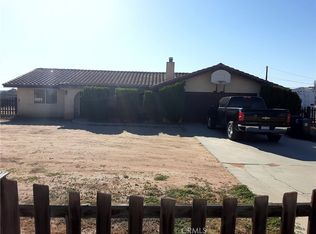 15588 Apache Rd, Apple Valley, CA 92307