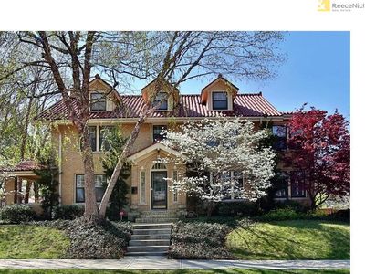 5700 Rockhill Rd, Kansas City, MO, 64110