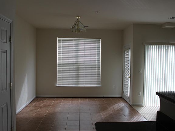 5th image of 2409 Rainswood Ln