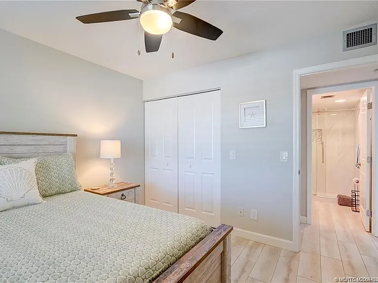 5602 NE Gulfstream Way — Photo 22