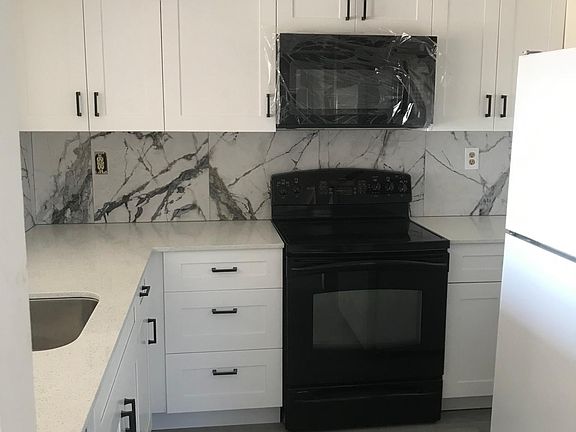2nd image of 15470 SW 82nd Ln #1