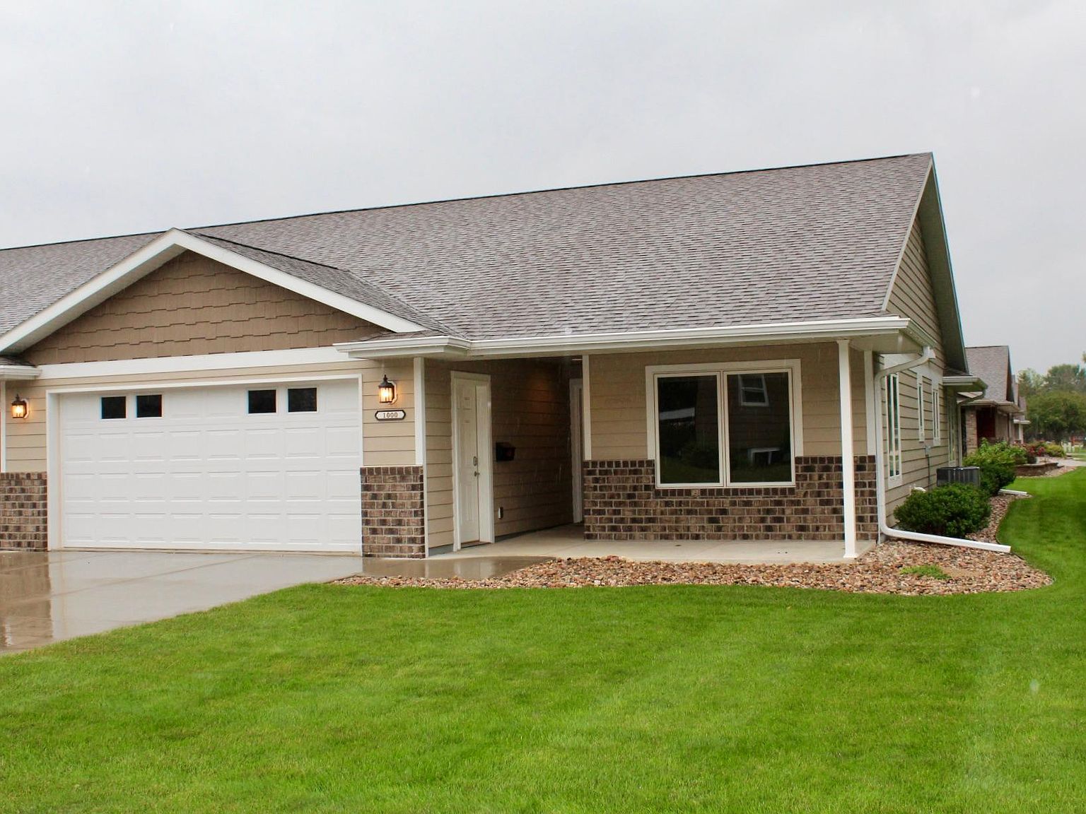 1000 N Spring St 1, Luverne, MN 56156 Zillow