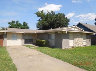 906 Eden Crest Dr, Garland, TX 75042