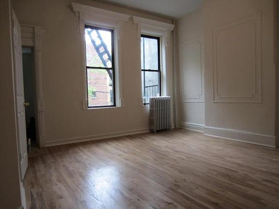 3rd image of 254 Vernon Ave #22
