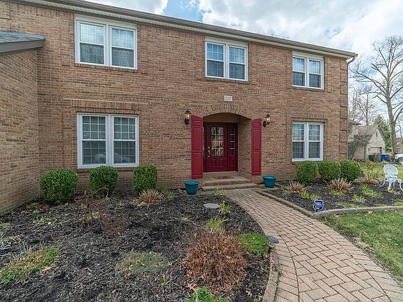 2nd image of 1117 Forest View Ct