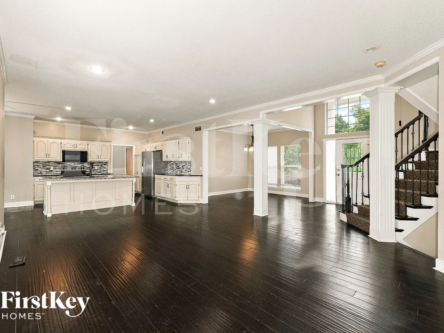 4 bed, 3.5 bath, 2823 sqft, $2,700 — Photo 4
