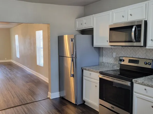 340 S 6th St, Slaton, TX 79364