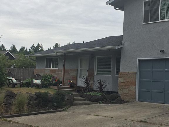 2nd image of 3402 Wollochet Dr NW