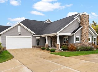 8219 Highview Dr, Madison, WI 53719