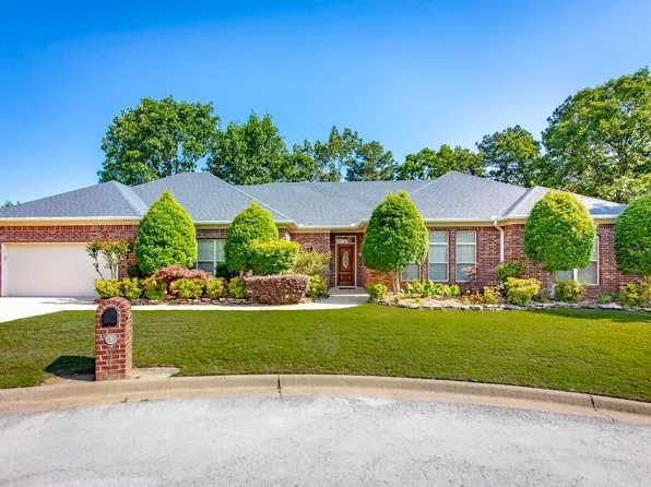 8 Castle Rock Cv, Little Rock, AR 72212