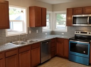 504 Valhigh Rd, West Des Moines, IA 50265