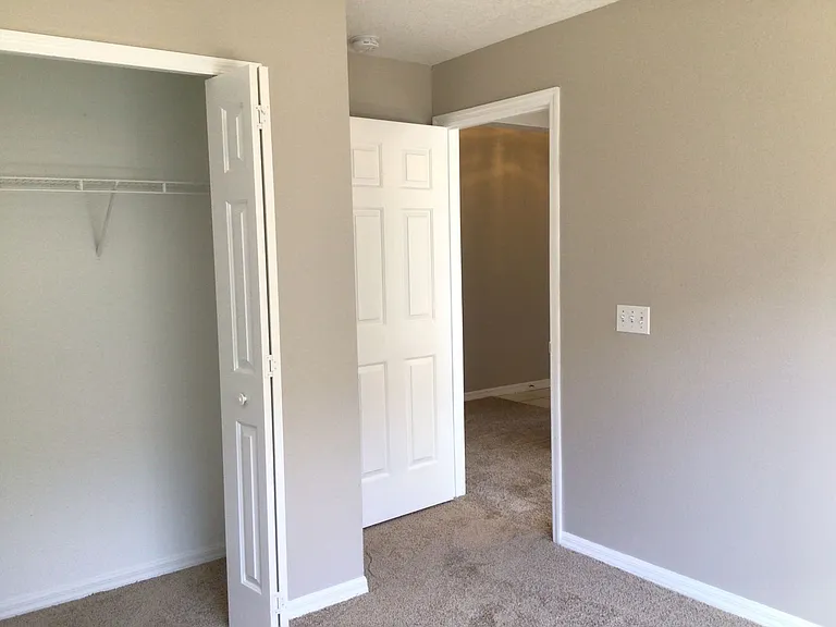 509 Hillcrest Dr — Photo 10