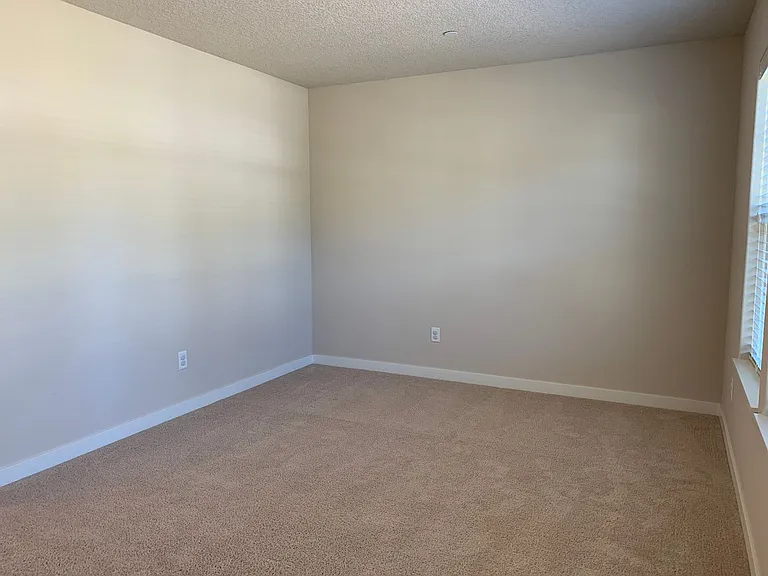 4223 NE Tacoma Ct — Photo 20