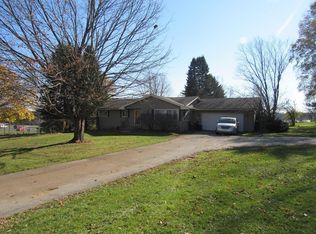 W2365 N Bloomfield Rd, Lake Geneva, WI 53147