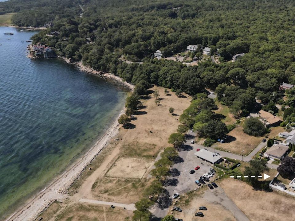 Arial view of property, Cressy's Beach and Stage Fort Park.