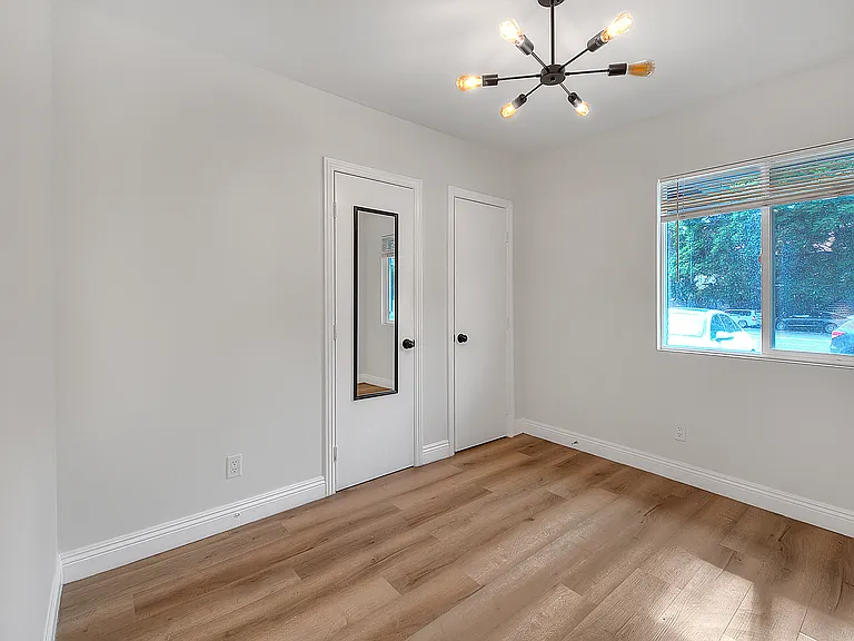 2830 S Sepulveda — Photo 15