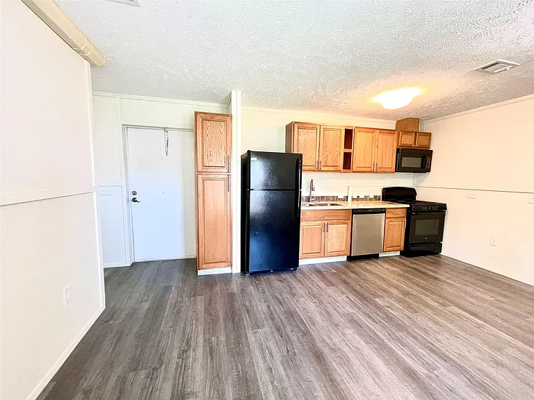 71 Woodrow St #71 — Photo 8