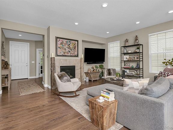 5th image of 2140 Lombardy Street