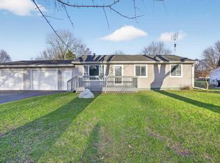 2366 Virginia Park Dr, Lapeer, MI