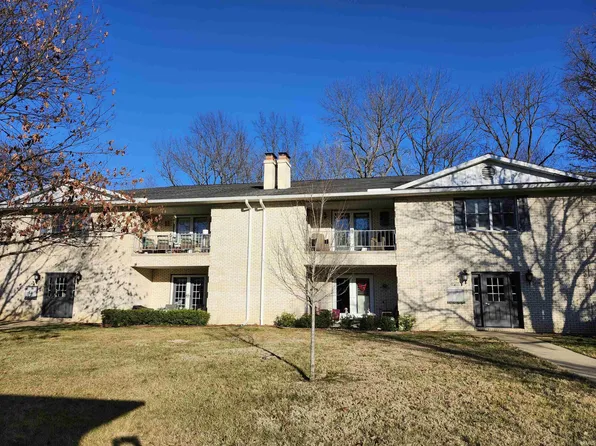 6744 Newburgh Rd, Evansville, IN 47715