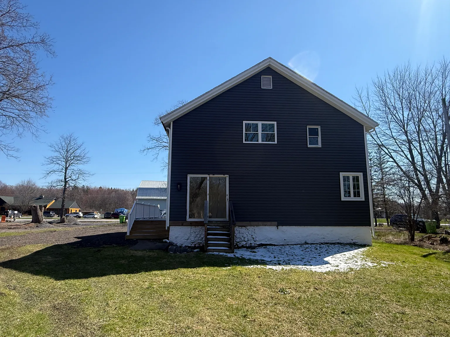 3 bed, 1200 sqft, $1,950 — Photo 4