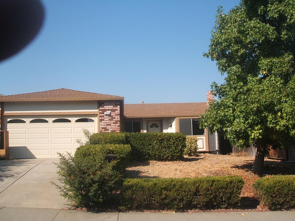 1st image of 3400 Blythe Dr