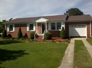 1810 John Small Ave, Washington, NC 27889