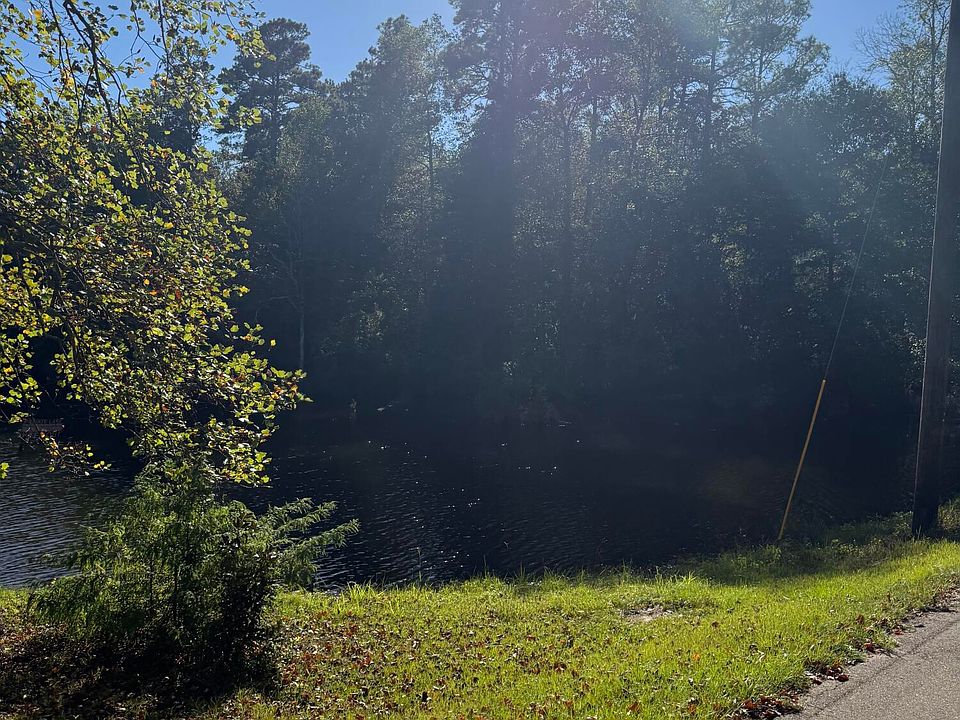 2nd image of 37 Forrest Dr