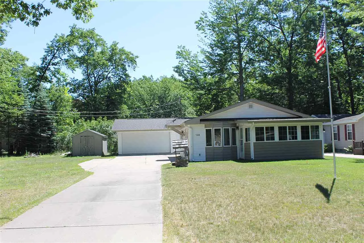 130 Cottage Dr photo 1