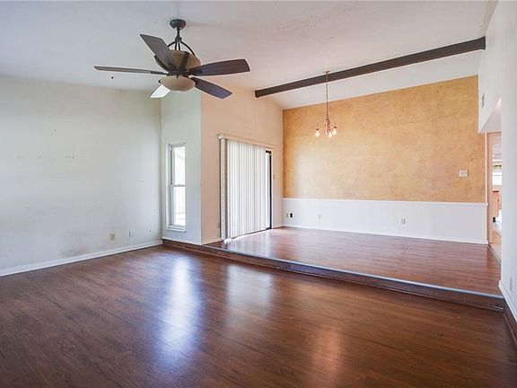 5th image of 808 Shenandoah Dr