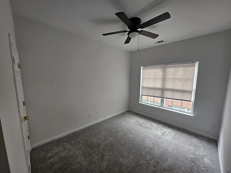 1651 Massachusetts Ave SW #22 — Photo 29