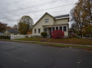 19 Wilmot St, Glens Falls, NY 12801