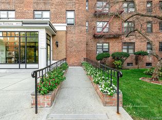 100-100 W 11th Rd #67-107, Forest Hills, NY 11375