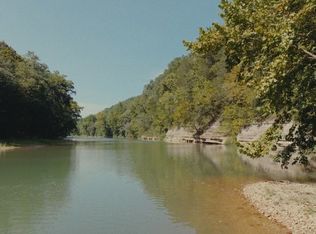 853 Rockhouse Rd, Linden, TN 37096