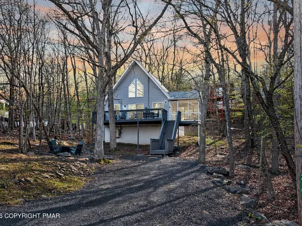 3166 Cherry Ridge Rd, Bushkill, PA 18324