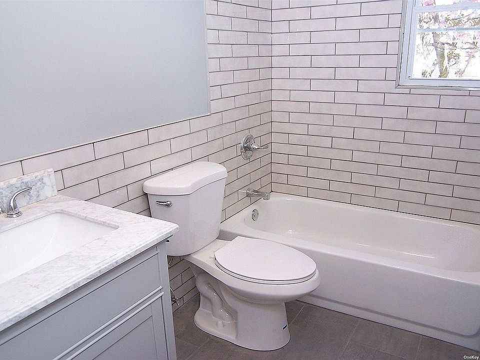 2nd image of 3506 Lindell Ave