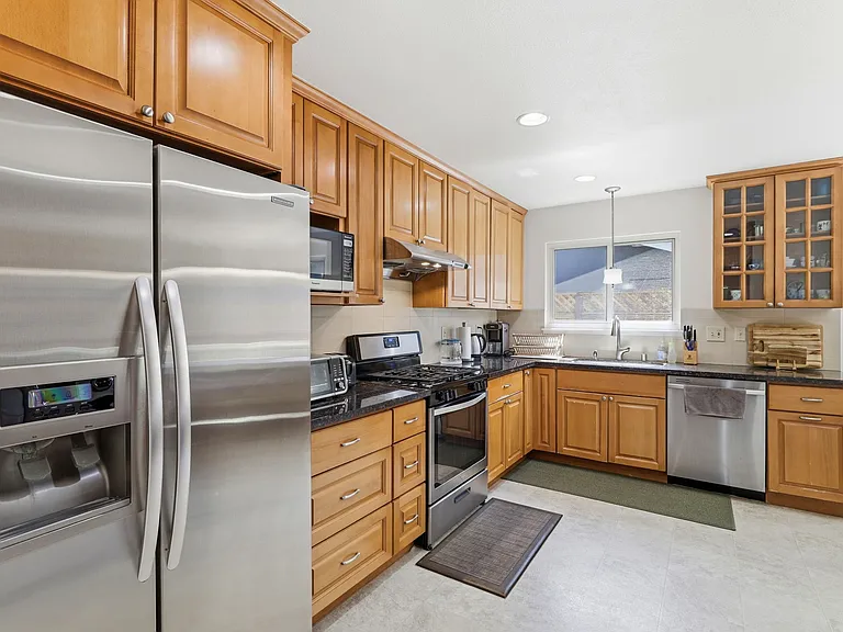 872 W Knickerbocker Dr — Photo 12