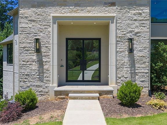 4th image of 825 Kenry Ct