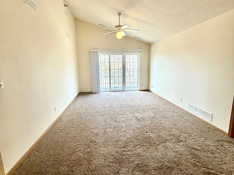 221 Crystal St — Photo 65