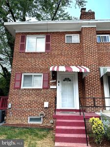 857 Neptune Ave, Oxon Hill, MD, 20745