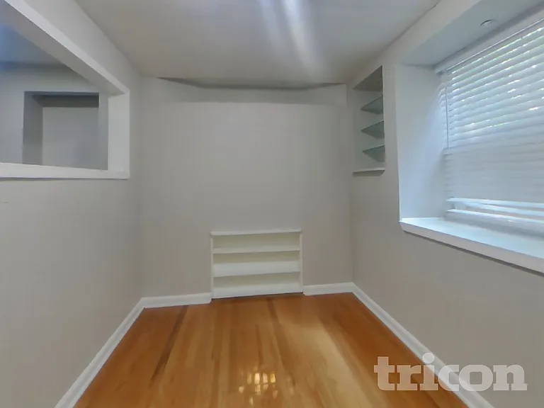 230 Ashbury Ct — Photo 14