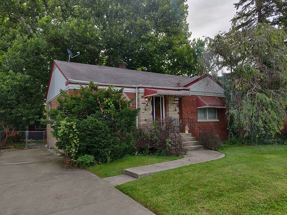 1st image of 9241 S Sproat Ave