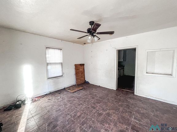 4th image of 1108 W College Blvd