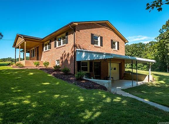 4th image of 1201 Abernathy Dr