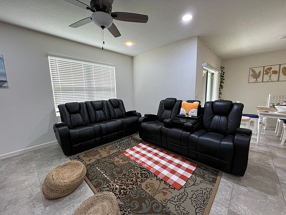 2nd image of 10562 SW Cambria Ln